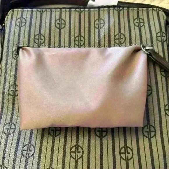 Giani Bernini Crossbody Handbag. NWT. Khaki Brown with Strips.  Adjustable Stap - Picture 8 of 15